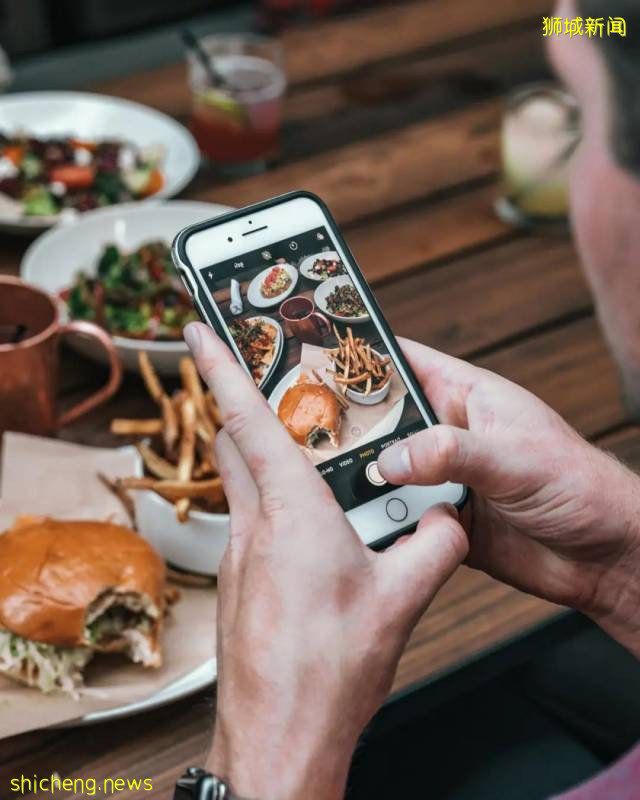惊!吃个饭拍个照,在狮城再平常不过的事,竟然可能触法