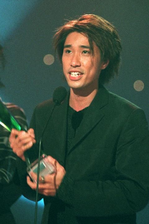 ◤紅星大獎◢集滿10個紅星獎座 許振榮畢業上“神台”