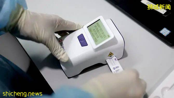 樟宜机场搭客大厦和星耀樟宜关闭至6月13日;高风险地区入境人士须接受双重检测