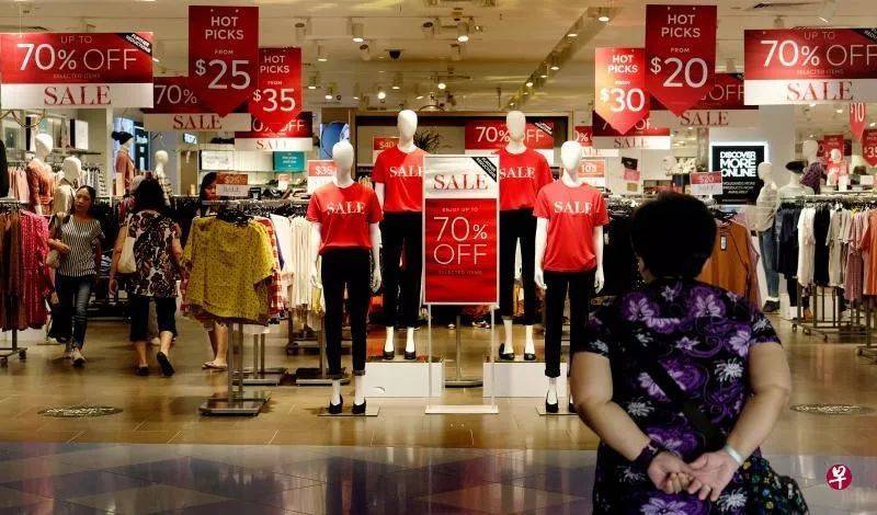 新加坡节礼日促销更诱人，各类产品买气不减