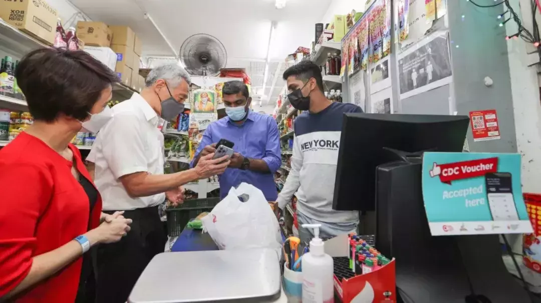 最后一天!新加坡人为兑换旅游消费券挤爆网络,今年还有S$100别忘了