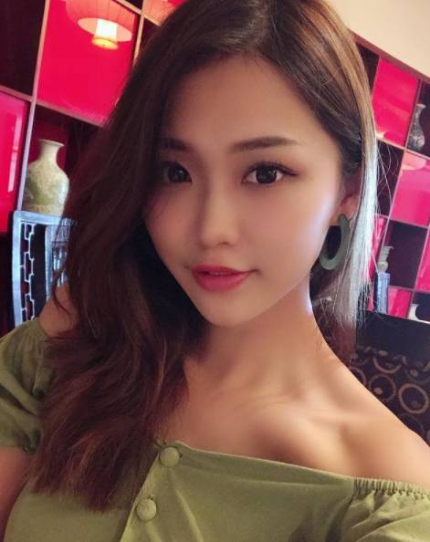 新加坡國立大學的校花 充滿陽光氣息的美少女,來自中國南昌