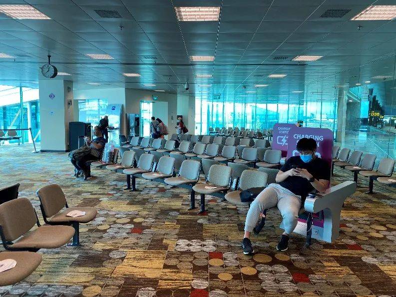 疫情之下，新加坡飛柬埔寨全程記錄