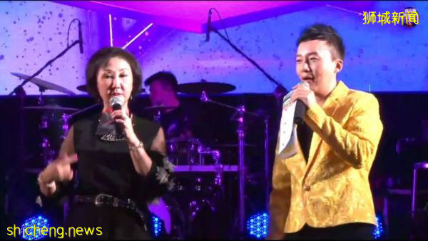 “平民阿姐”林茹萍能說7種語言 7年在200場舞台講解政策