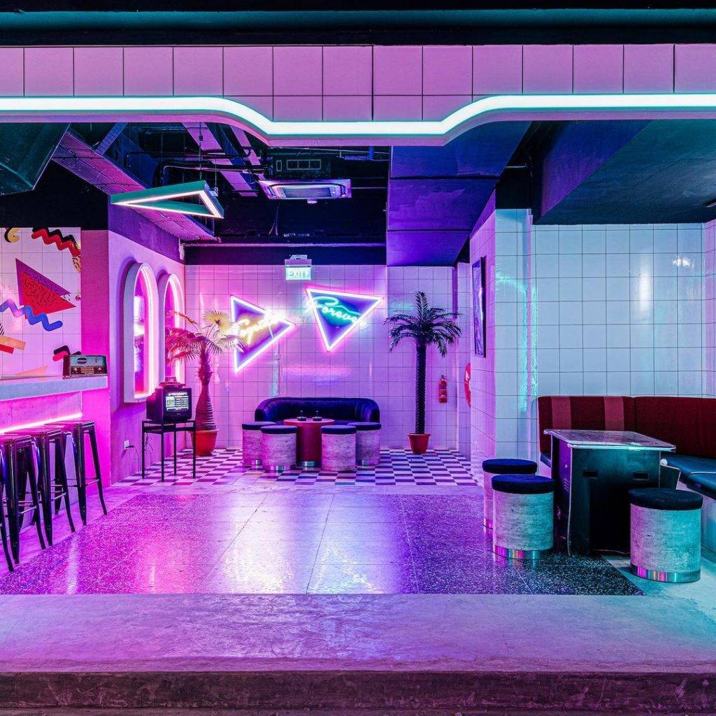 新加坡创意主题酒吧🍻 下班后来干一杯！精致高雅、高空酒吧、动感电玩、火车主题都在这里👀 