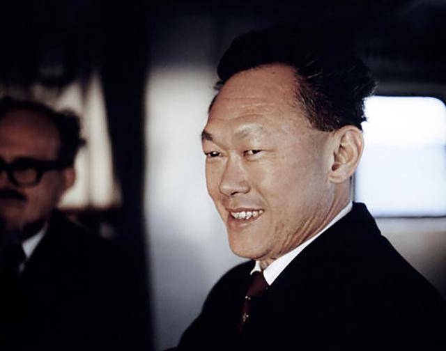 李光耀:美国无论制度还是精神都有问题,整个社会弥漫着散漫气息