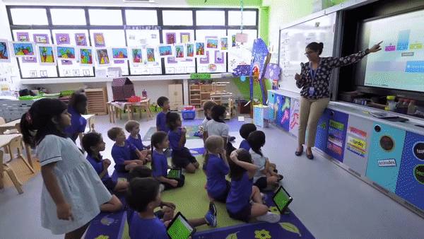 前美国总统夫人亲自指导过的新加坡学生,居然在这间学校?