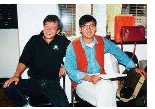 中国香港艺人许绍雄晒新加坡豪宅!网友:土豪我们做朋友吧