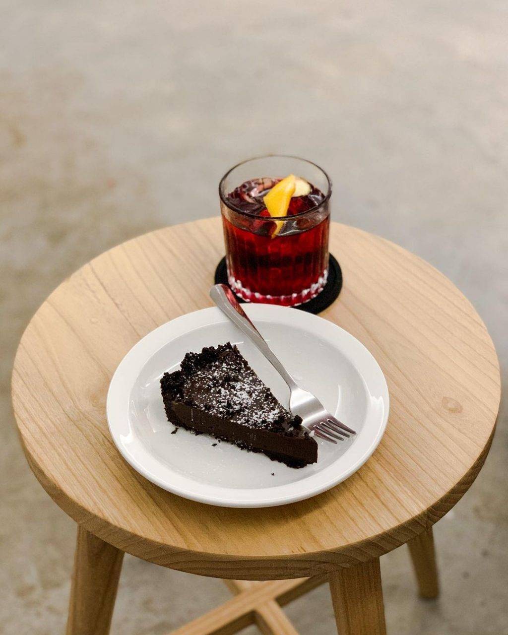 新加坡最“簡陋”咖啡館☕️ 極簡工業風“Double Up Coffee”回頭率一百分💯 簡約卻不簡單