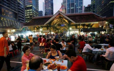 新加坡小贩将享受15个月房租回扣，这碗肉骨茶是不是能打对折呀