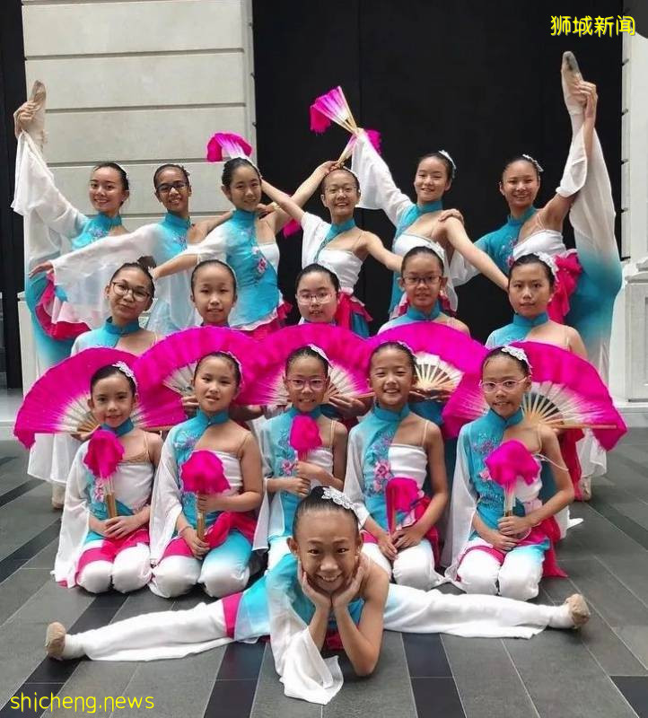 一套定制的服裝有多美？新加坡姐妹藝術時裝店打造專屬你的美!