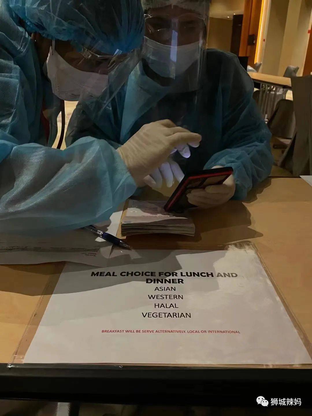 去迪拜旅游回新加坡!我的航班邻座确诊了,卫生部连环夺命Call!48小时我经历了什么