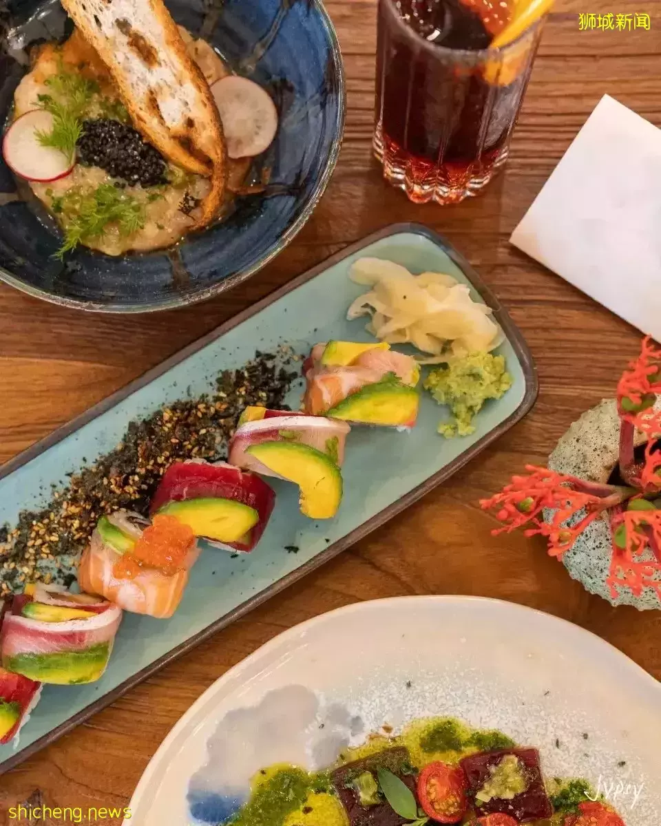 孙燕姿最爱的PS. Cafe开日料店!滨海湾的一线美景,太享受了