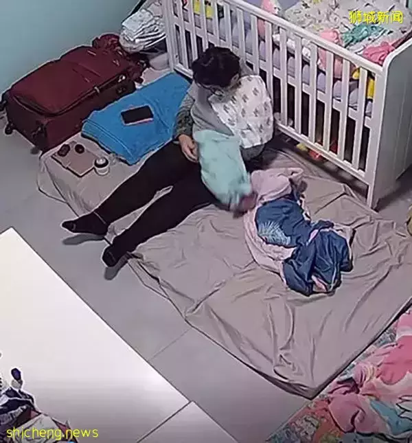 陪月嫂是粗鲁还是虐待? 女婴父母交警方调查