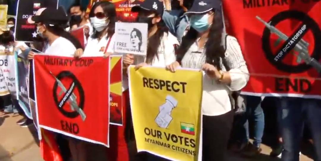 躺槍!緬甸示威者喊話新加坡,抵制虎牌、亞坤等新加坡品牌