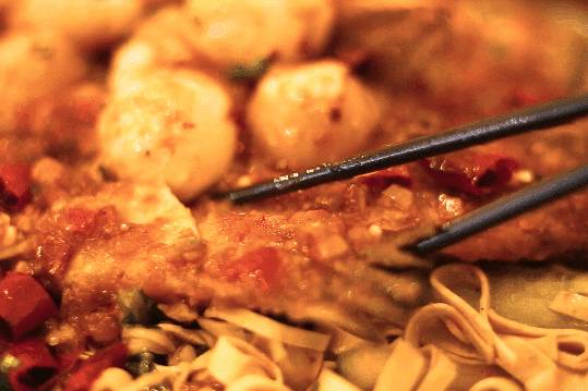 丹戎巴葛唯一湘菜館全新升級！暢享招牌菜5折，小龍蝦第二份半價