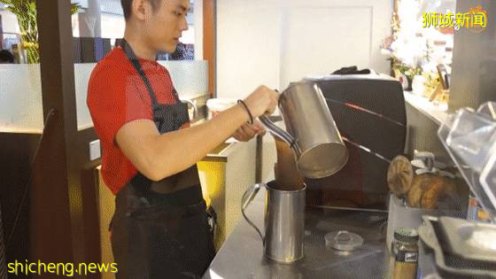 泰國網紅奶茶店登陸新加坡，排隊幾十米！堪比喜茶開業