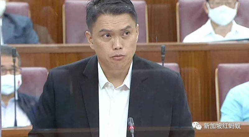 人力部數據道出真相：新加坡人近十年分到的PMET大餅變少了