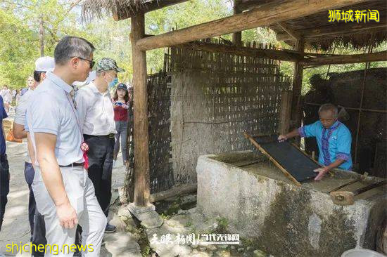 泰國、柬埔寨、新加坡等國駐華外交領事官員參訪團走進銅仁村寨