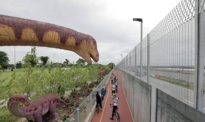 新加坡樟宜侏罗纪步道成热门景点，10月周末参观时段全被预订，11月初热门时段额满