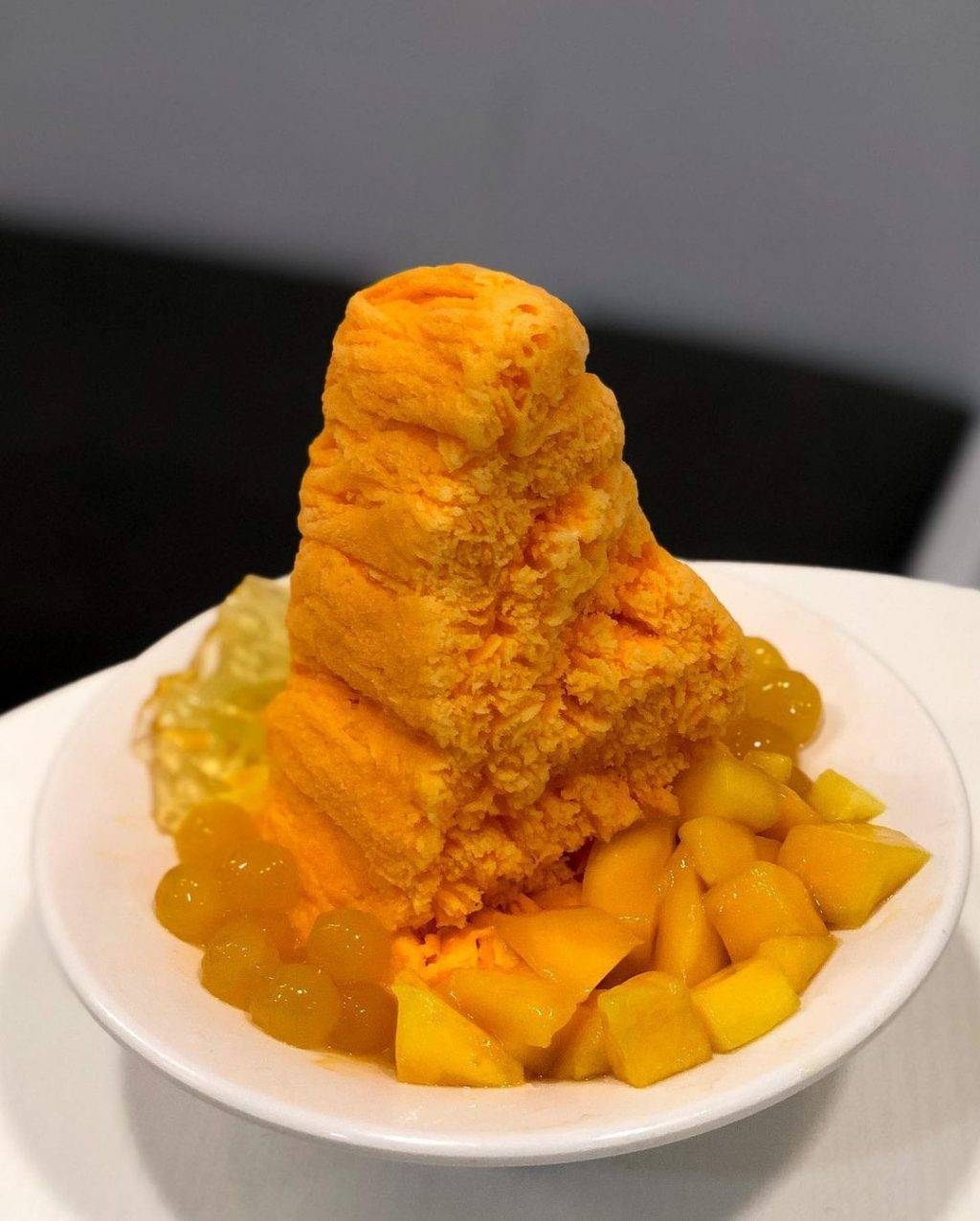 像山一樣高的綿綿冰⛰記得吃甜品均價$7💰入口即化、解暑清熱，冰涼清爽透心涼🧊