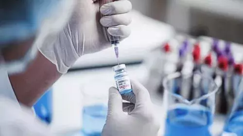 新加坡数据：每10万人仅1死 · 接种莫德纳效果最好