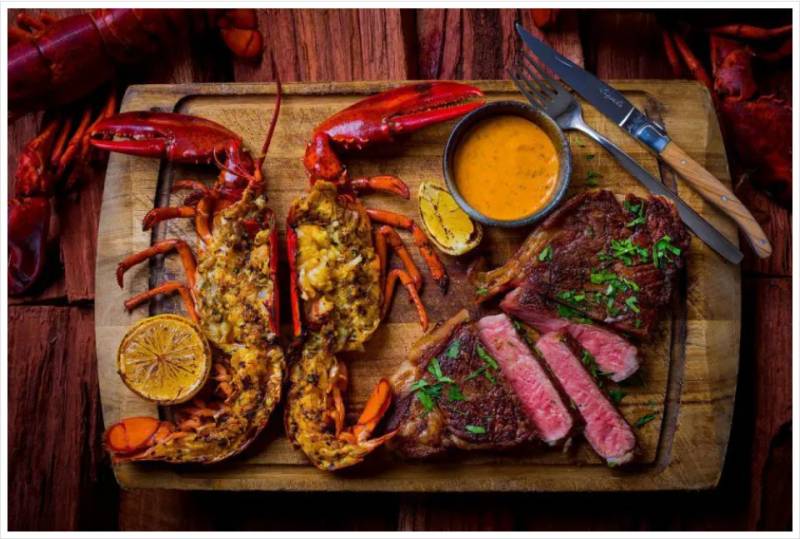 希爾頓酒店推出Steak cation配套!度假住宿+雙人牛排晚餐+無限續杯紅酒+雙早,只要S$265++起!!新年假期走起