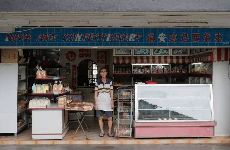 “這裏做的都是熟客，熟到掉下來啦”——逼近搬遷死線的新加坡‘老人區’長啥樣