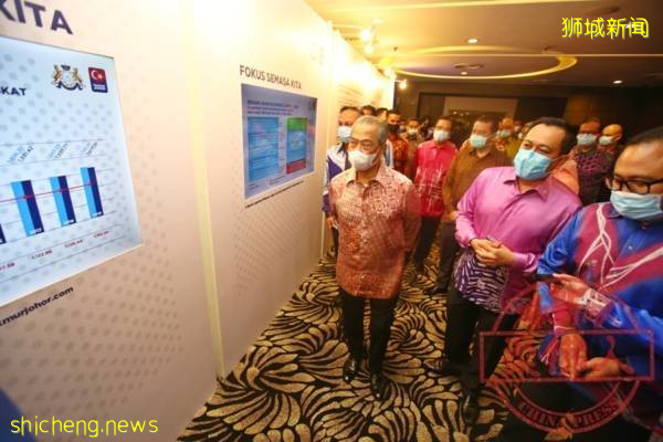 大臣:與新加坡合作 培訓公仆 提高素質