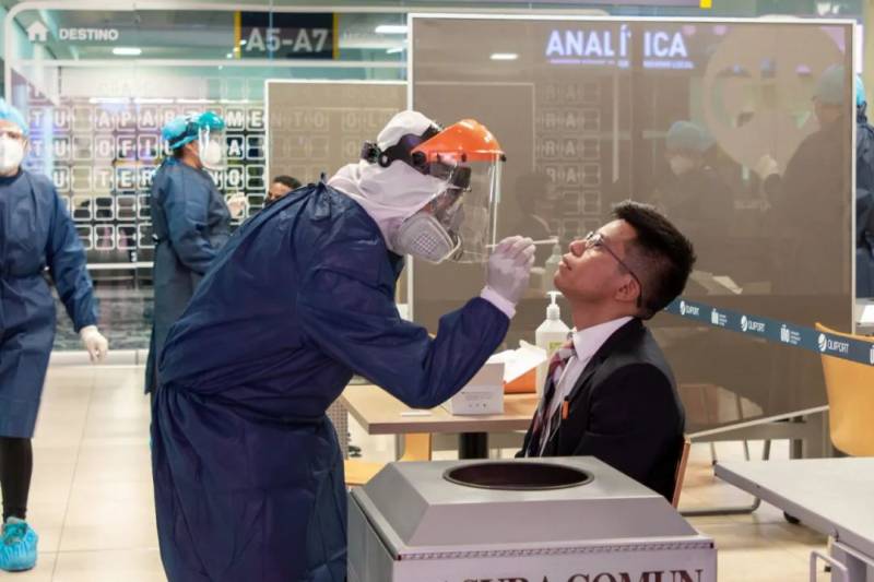 100多個華人、留學生感染！中國多個大使館發布通知：雙陰證明才能登機
