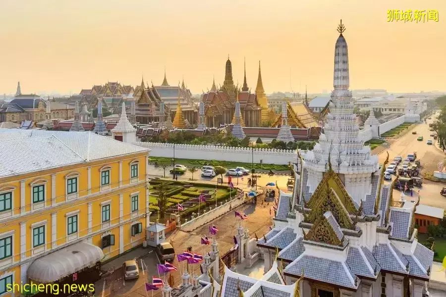 惊曝新加坡转机飞中国攻略,流程疯传!他们携行李在樟宜机场蹲票,等了30小时