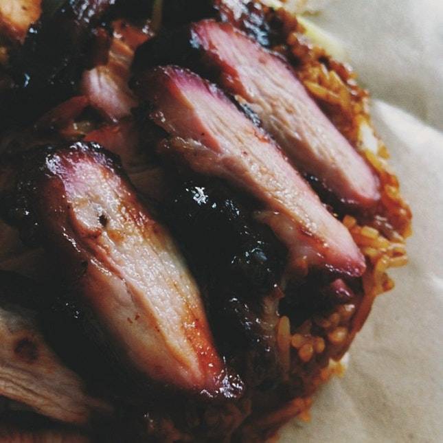 平價美食之王!新加坡最好吃的叉燒大盤點!!值得你專門跑過去排隊的那種