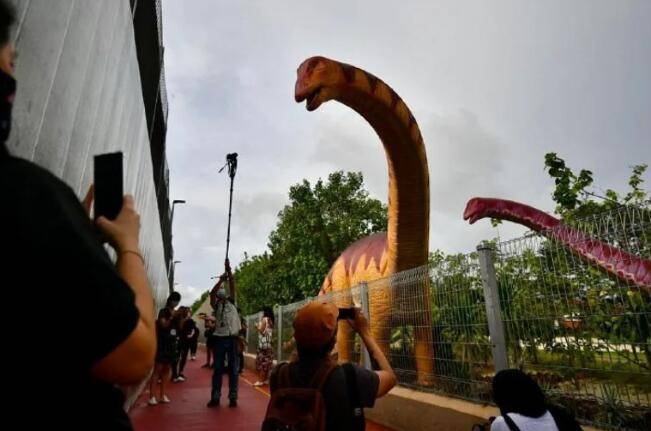 新加坡新建一座網紅打卡“侏羅紀”，部長大人都在秀