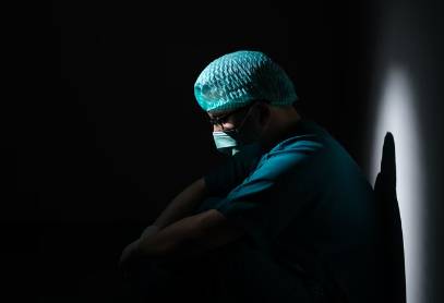 新加坡本月123人死亡！病例連3天3000+！專家：這波疫情未達頂峰，死亡病例會繼續增加