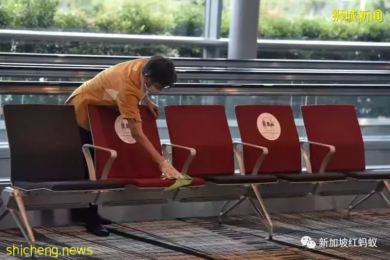 新加坡防疫措施化繁为简:开通更多旅游通道,戴口罩无须保持一米距离