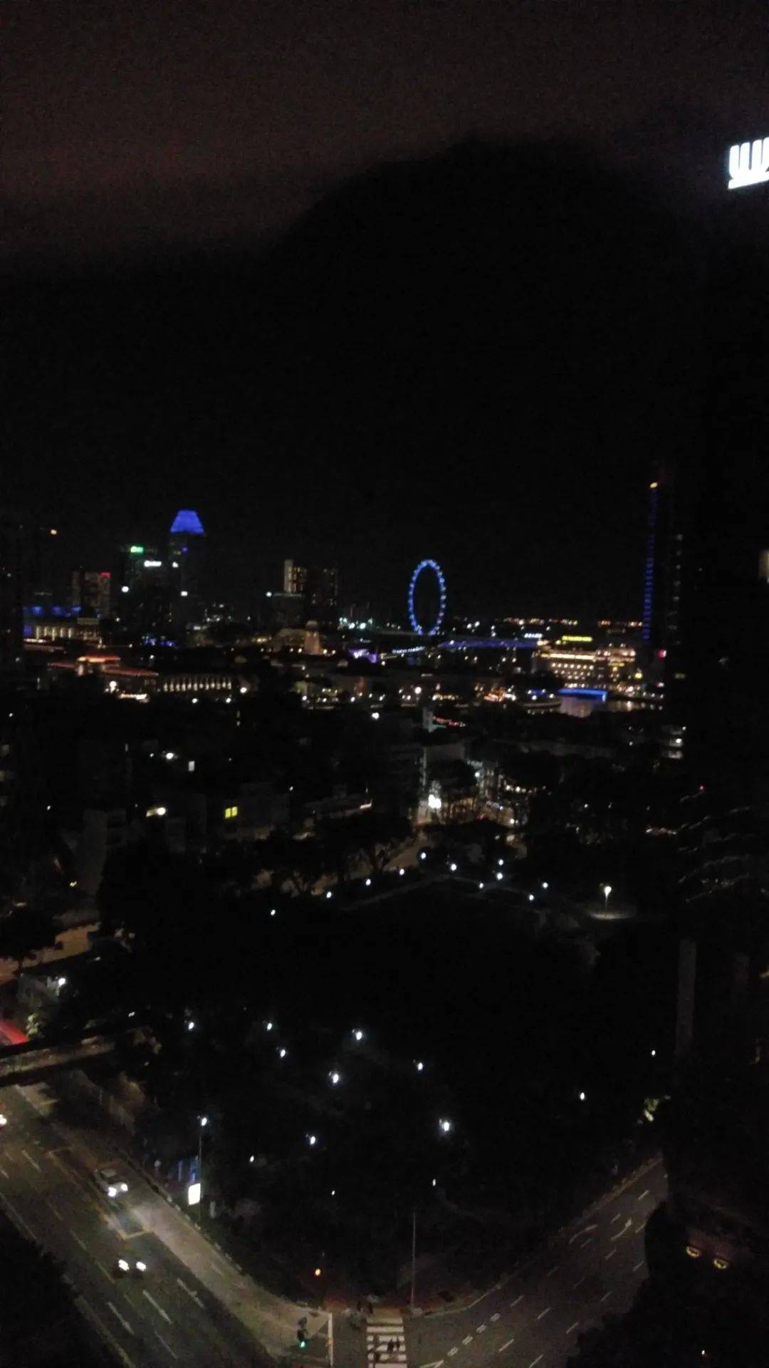 新加坡43座著名建筑物和地标亮起梦幻灯光,你们拍到了吗