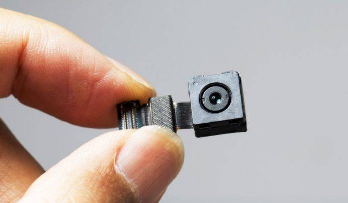 擅闯女厕！新加坡国大NUS一学生偷装摄像头被抓