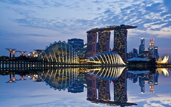 夜幕下的新加坡，有多美