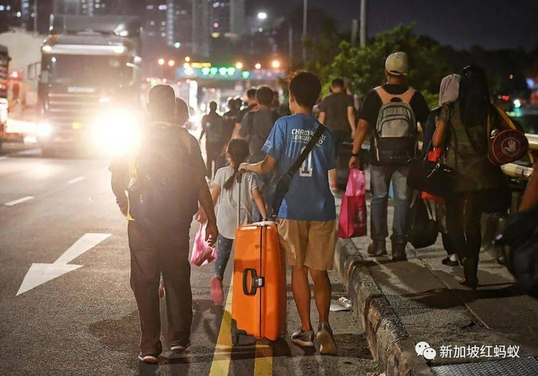 马国政府计划为40万名往返新马的客工接种疫苗　坊间质疑声浪不断