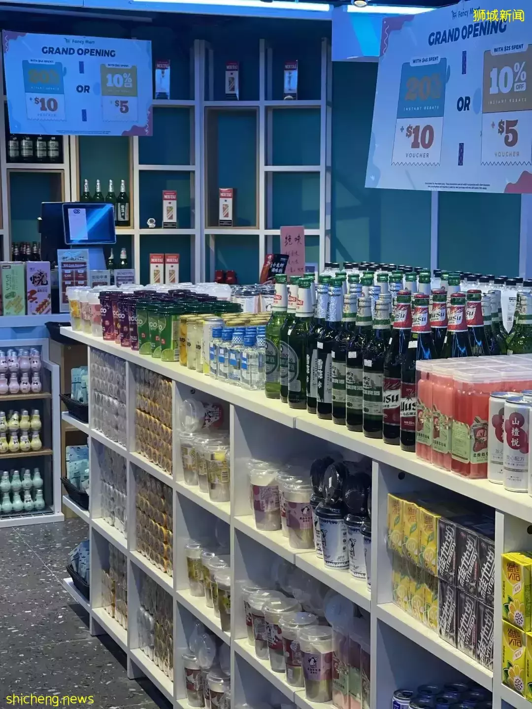 新加坡鸡肉鱼肉价格飙涨!他们排起长长长队,只为吃上这一口饭