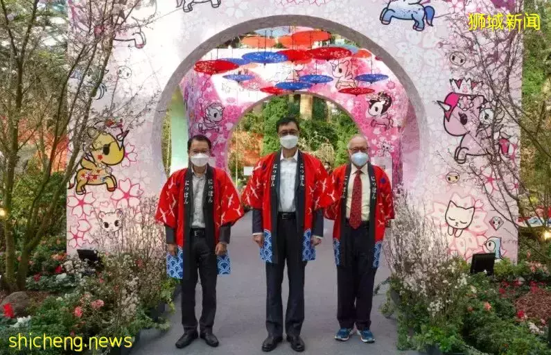 滨海湾花园举办潮玩樱花展至4月3日，感兴趣的快去官网预订