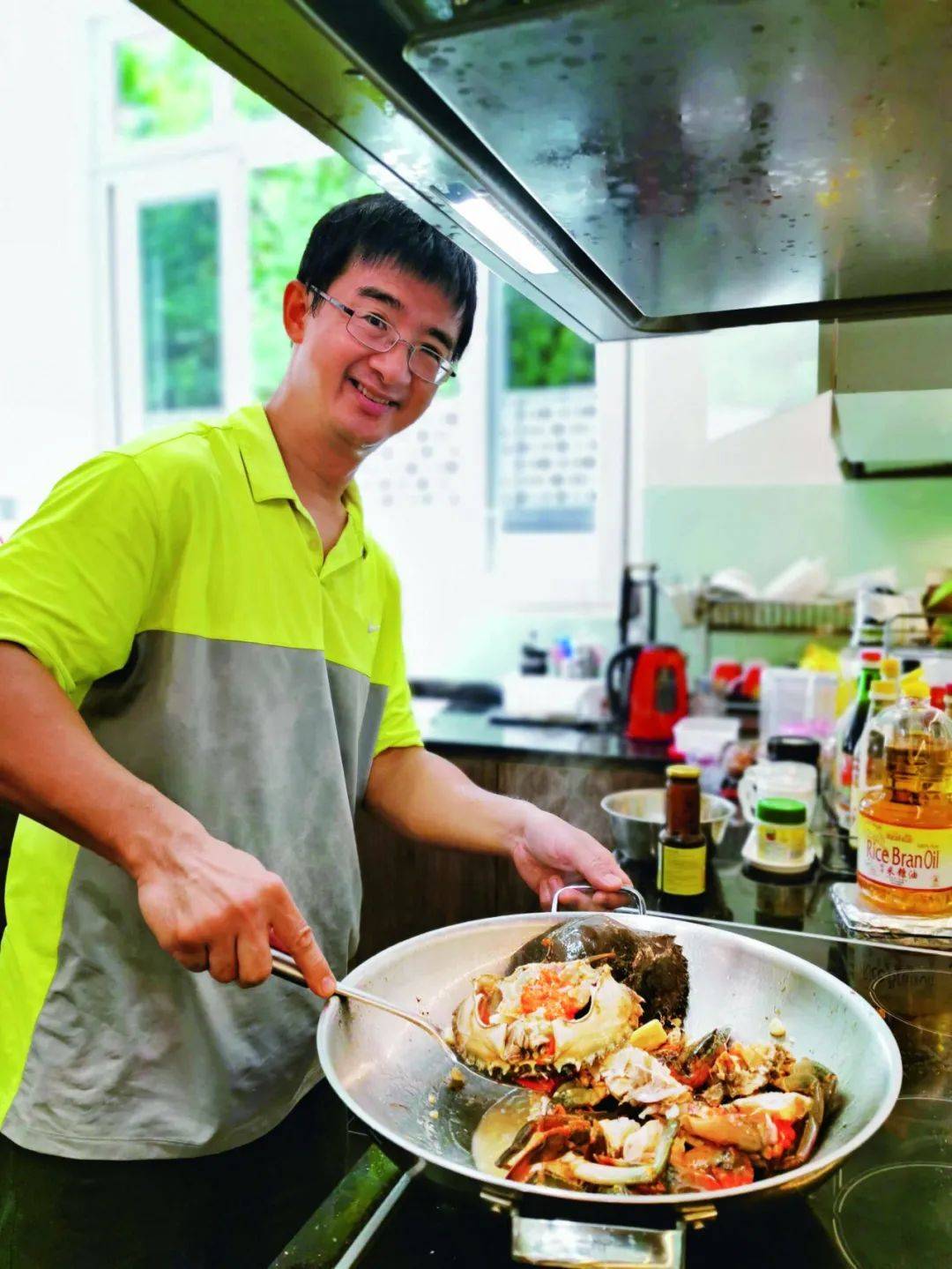 韦俊韬医生仁心背后的自强