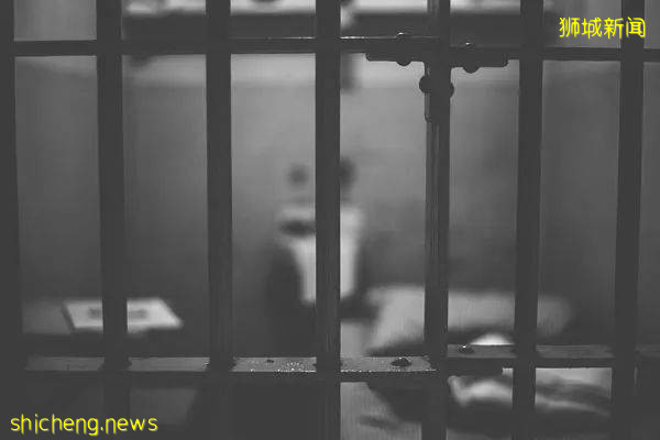 經濟陷困境?新加坡一單親媽媽監守自盜萬元被判坐牢半年