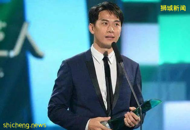 “畢業太早”!新加坡開學第一天,發現同班同學竟是中國男明星