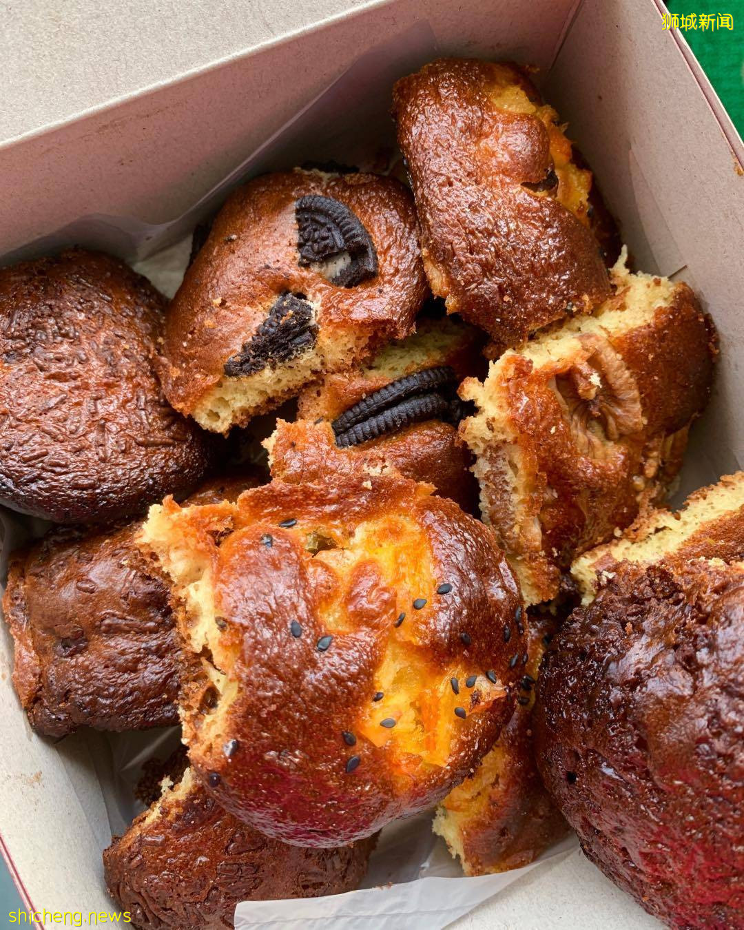 新加坡“最丑”小蛋糕🤩 Uggli Muffins小贩中心里的宝藏!一天只卖四小时💥招牌马芬蛋糕一颗S$1.20