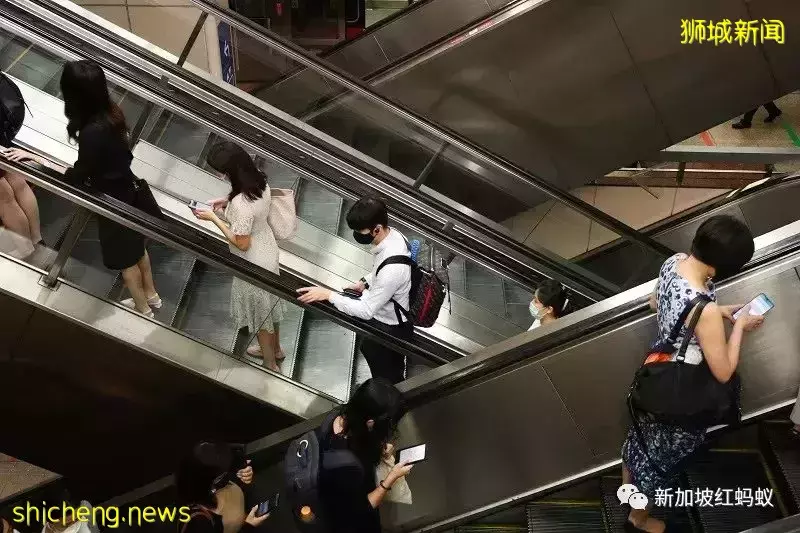 疫情暴发后无心打扮? 三成上班族宁愿减薪也懒得穿美美上班