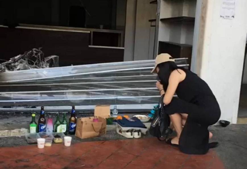 新加坡“死亡车祸”第三天,关键词——“祭奠”