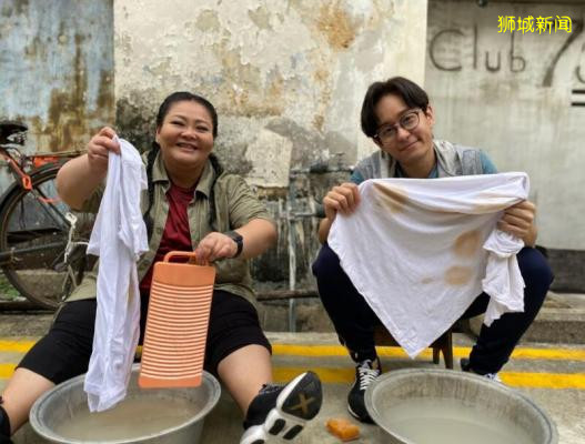 与田铭耀主持节目 90公斤的郑荔分 爬山涉水不喊累