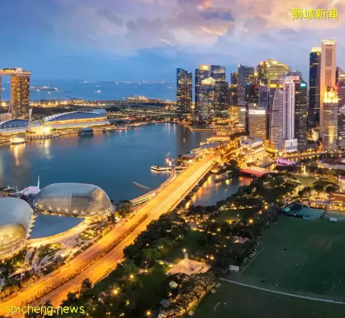 悶聲發大財！被嘲笑“仰臥起坐”的新加坡是如何在疫情中突圍的