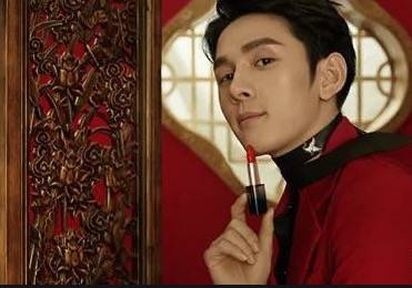 新加坡愛馬仕女王曬百萬珠寶盒,紅到中國!接下國産美妝